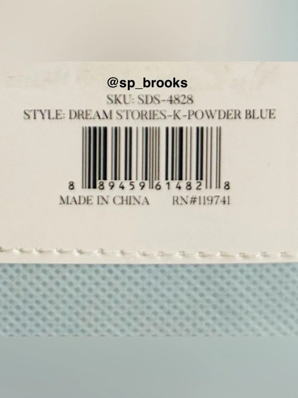 🎁Dream Stories 6-Piece King Sheet Set in Powder Blue - DREAM Stories Sheet Set